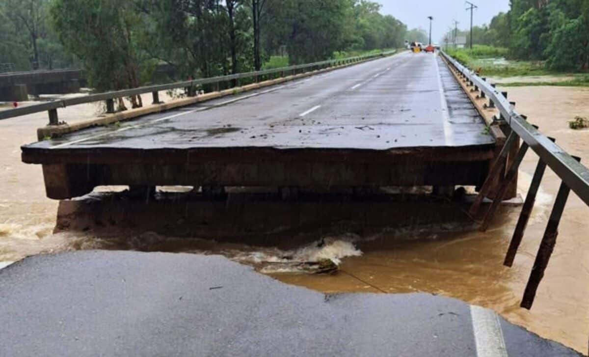 Bridge Collapse Cuts Off North Queensland