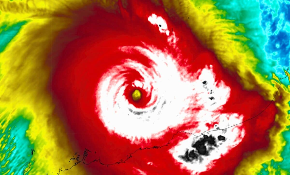 Cat 5 Cyclone Zelia