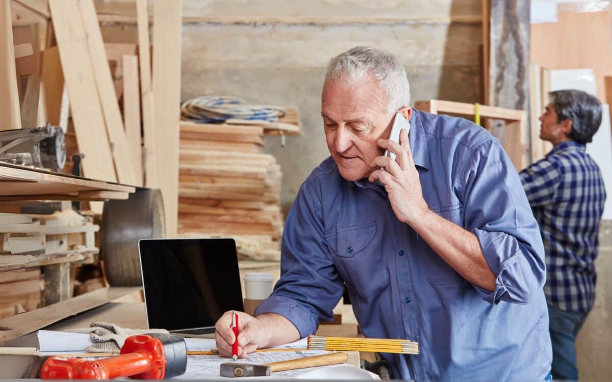 Pensioner Living Costs Fall for the First Time Since 2020