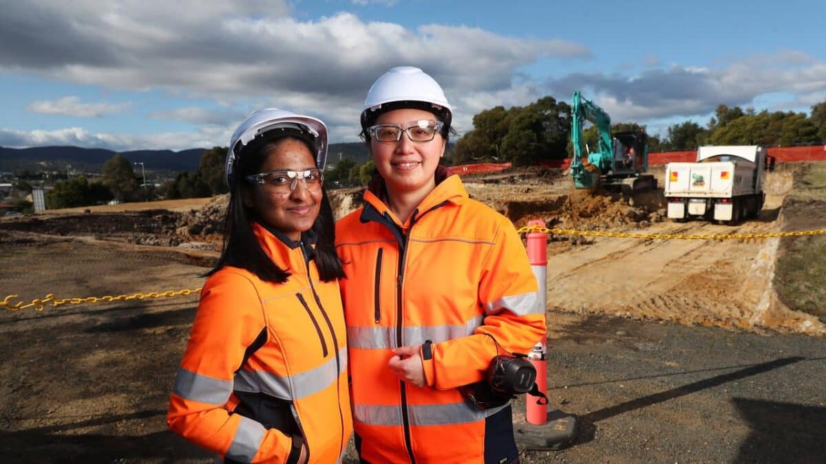 Australia migrants workforce