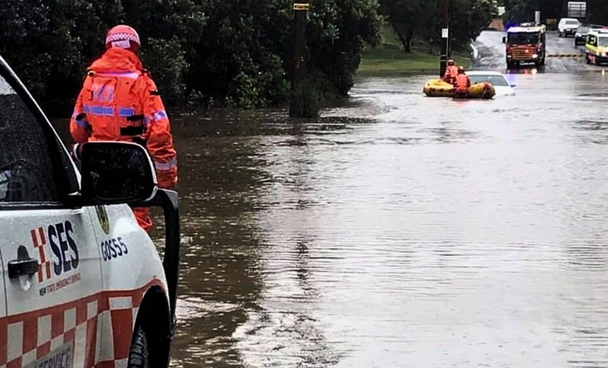 major flood warnings australia