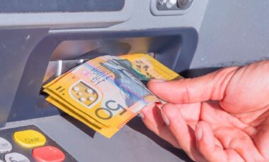 Australia cash withdrawal day