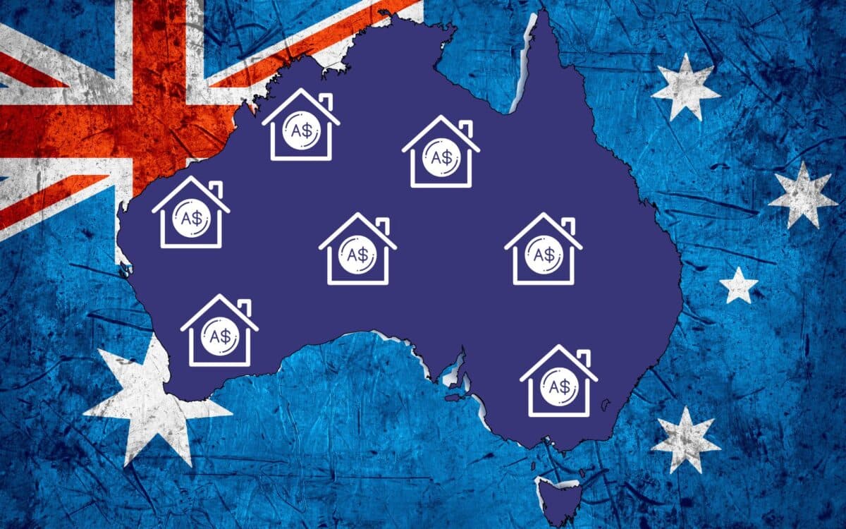 Map of Australia with housing icons