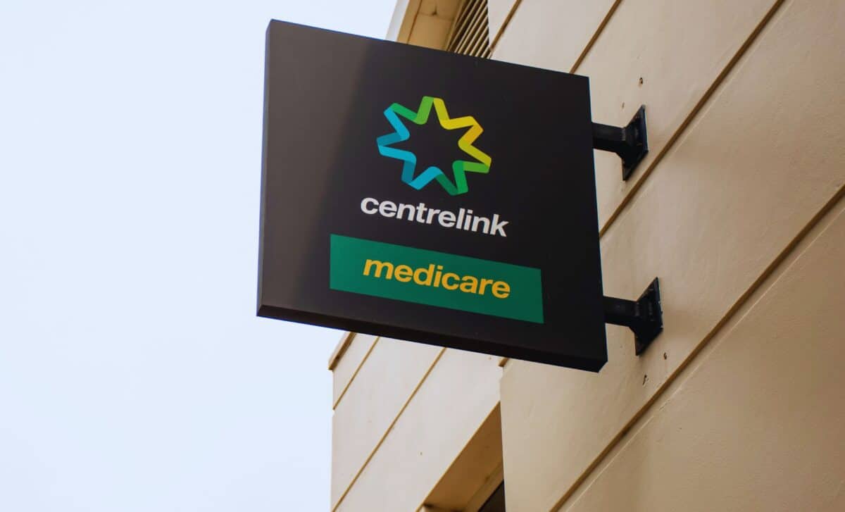 Centrelink families income report