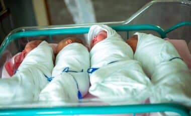 Australia birthrate decline