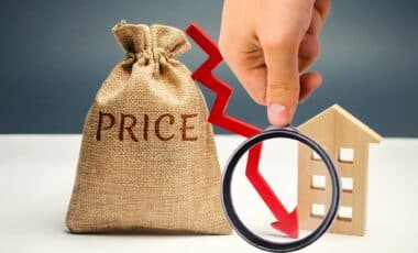 House Prices in Melbourne’s Most Prestigious Suburbs Are Plummeting