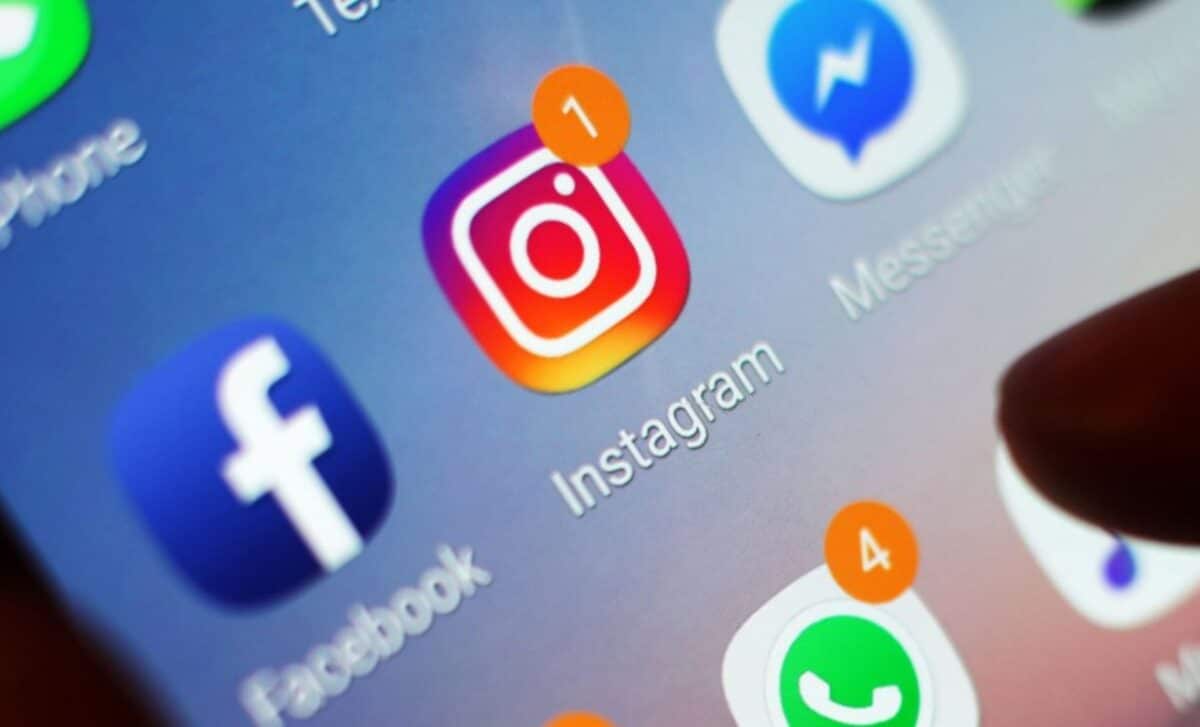 The Social Media Ban Is Here: Facebook and Instagram to Start Kicking Aussie Teens Off