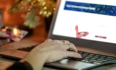 Caught in a Ghost Store Trap? Here’s How to Protect Your Wallet This Black Friday