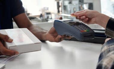 Boxing Day Blow: How Big Retailers Crushed the Little Guys This Year