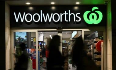 Woolworths Surprises Shoppers with a Simple Gesture That’s Making a Big Impact