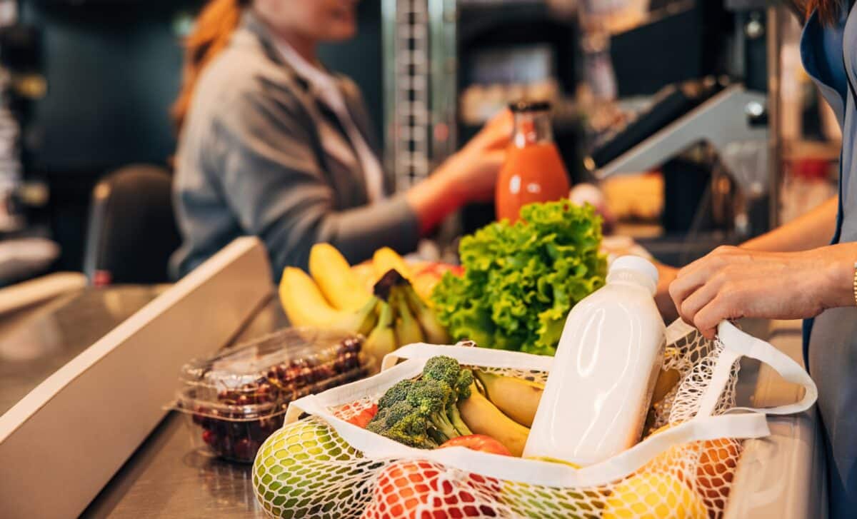 Aussie Supermarket Rolls Out 5% Discount for Seniors