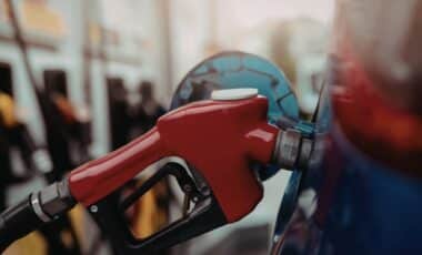 Aussie Drivers Brace for 40-Cent Petrol Hike: The War That Could Hit Your Wallet