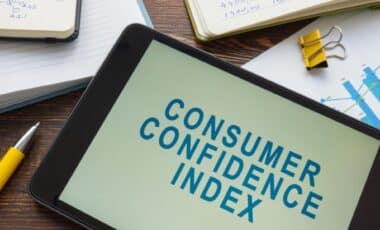 Rising Inflation Fears Push Australian Confidence to Record Lows