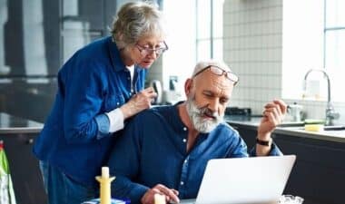 DWP-Concerned Couple Reviewing Their State Pension Options Online