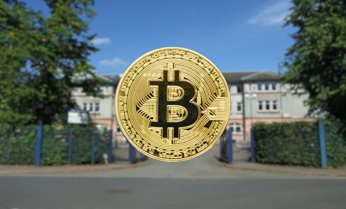 Lomond school bitcoin