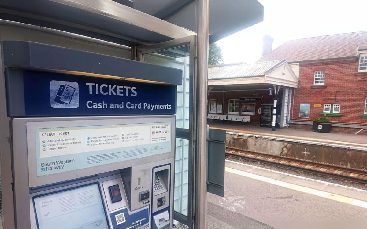 All Health Conditions That Qualify for the Disabled Persons Railcard – Full List of Discounts