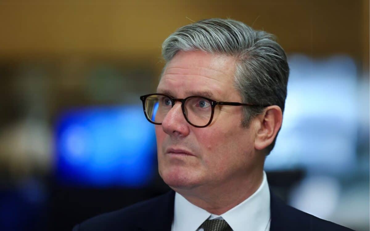 Starmer Eases ZEV Mandate for EVs Amid US Tariffs