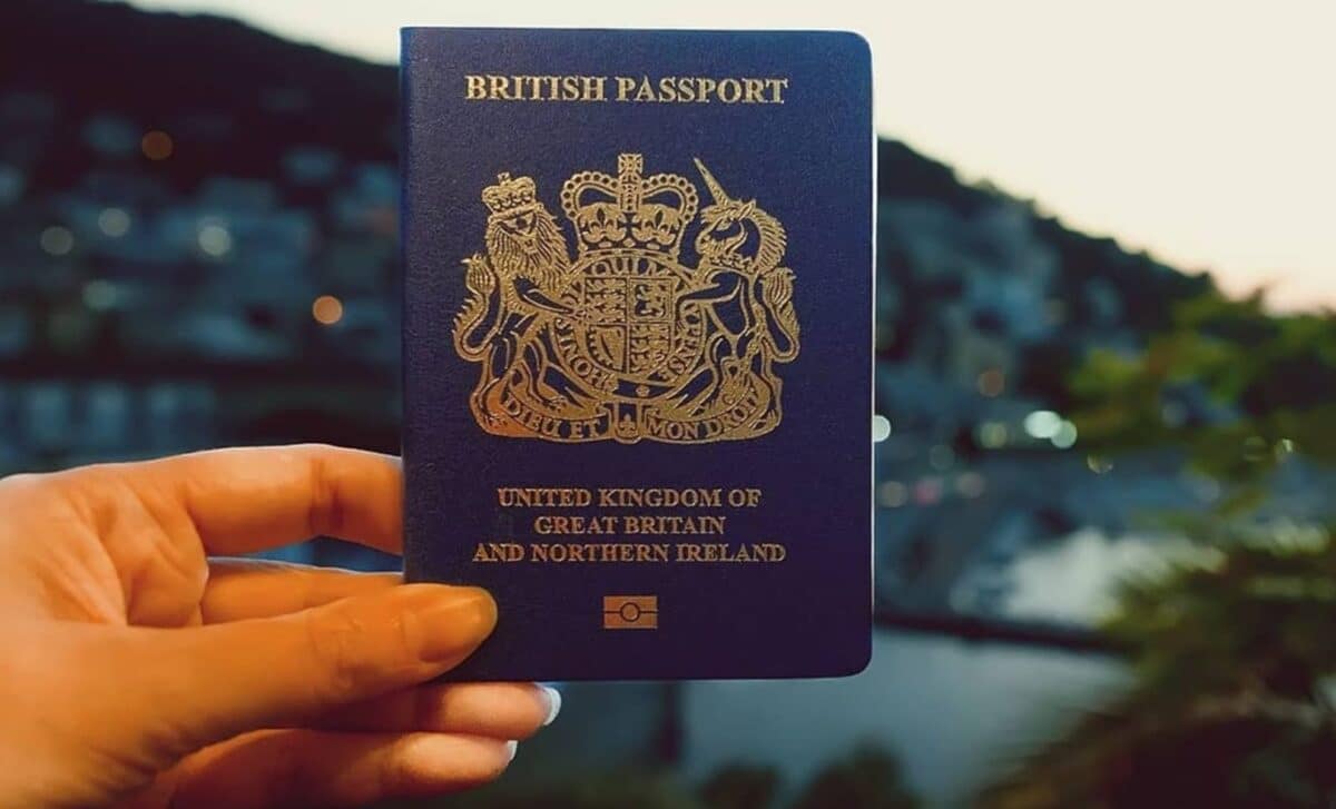 UK Home office passport warning