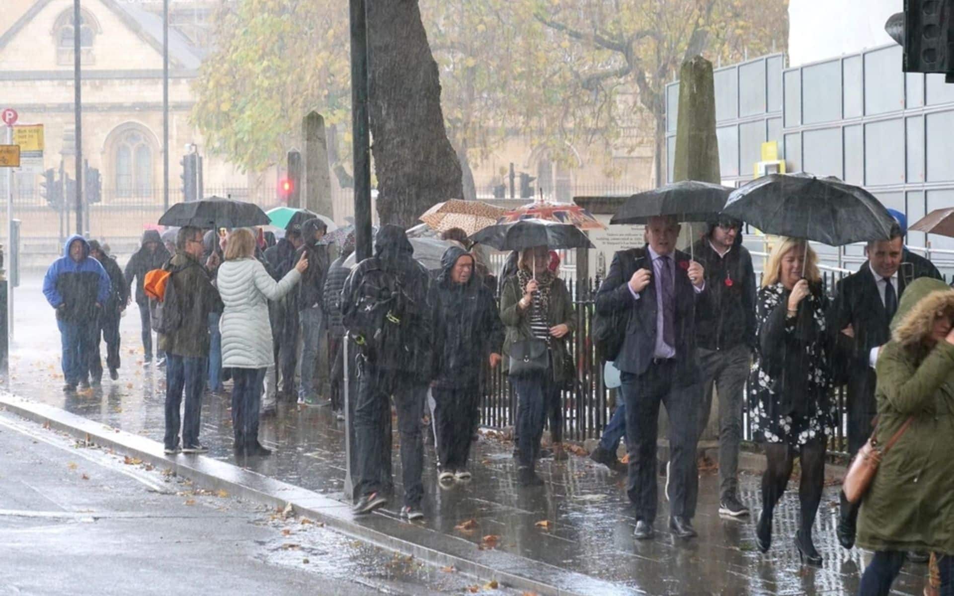 Met Office Warns of September 13 UK Deluge as Heavy Rain and Strong ...