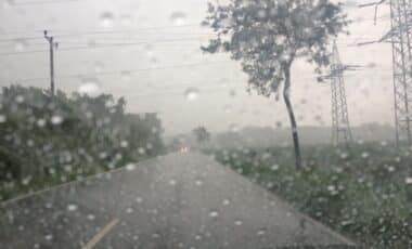 Met Office 70mph Winds