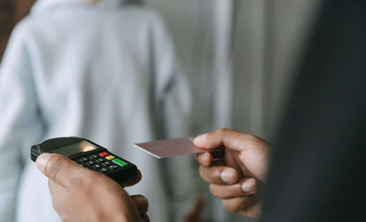 UK Bank to Revamp 327 Branches