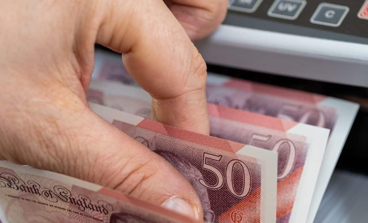 UK savings investment