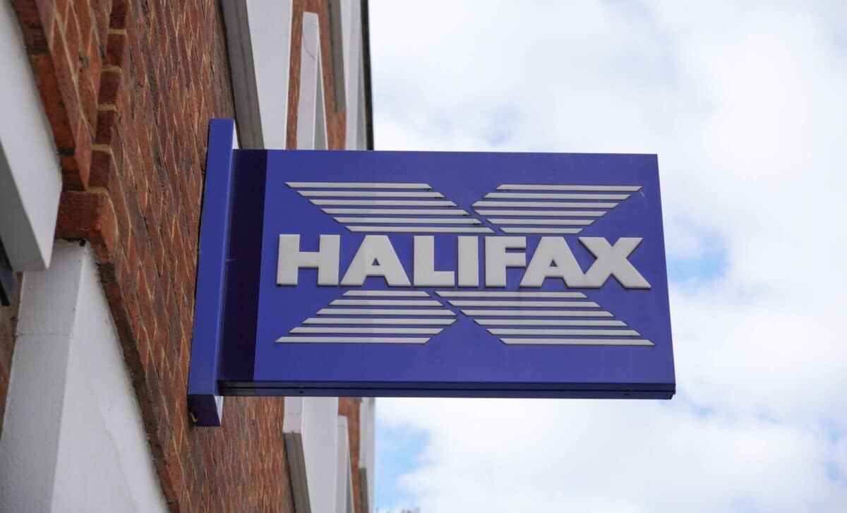 Halifax Sends 10-Day Warning That Could Impact Your Savings