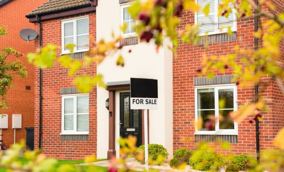 Mortgage Chaos Unfolds as Lenders Push Rates past 6%