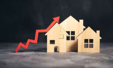 UK Inflation Warning Sparks Mortgage Fears for Millions of Households