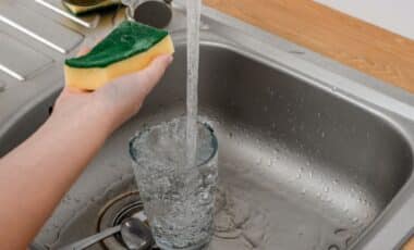 UK Water Hike Sparks Concern as £745M in Discounts Remains Unclaimed