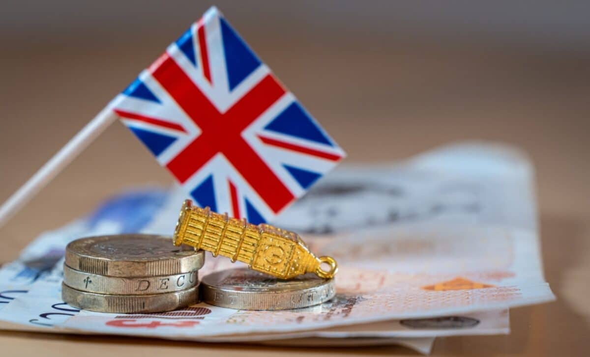 “Surprising Growth!”: The UK Economy Defies Expectations—but for How Long?