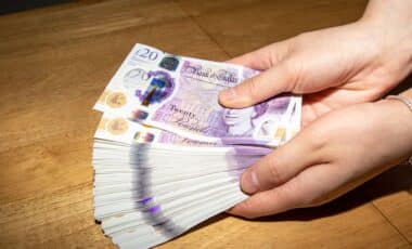 One in 30 Households Now Receives More Than UK Average Salary in Benefits