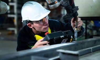 Government Announces £2,000 Payment in Shake-up Aimed at Young Workers