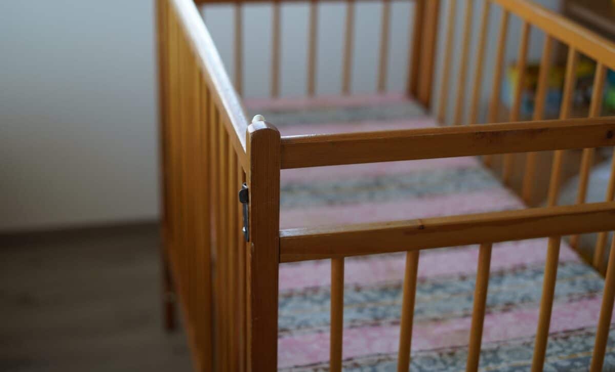 OPSS Red-Flags Baby Crib That Could Trap and Suffocate Sleeping Infants