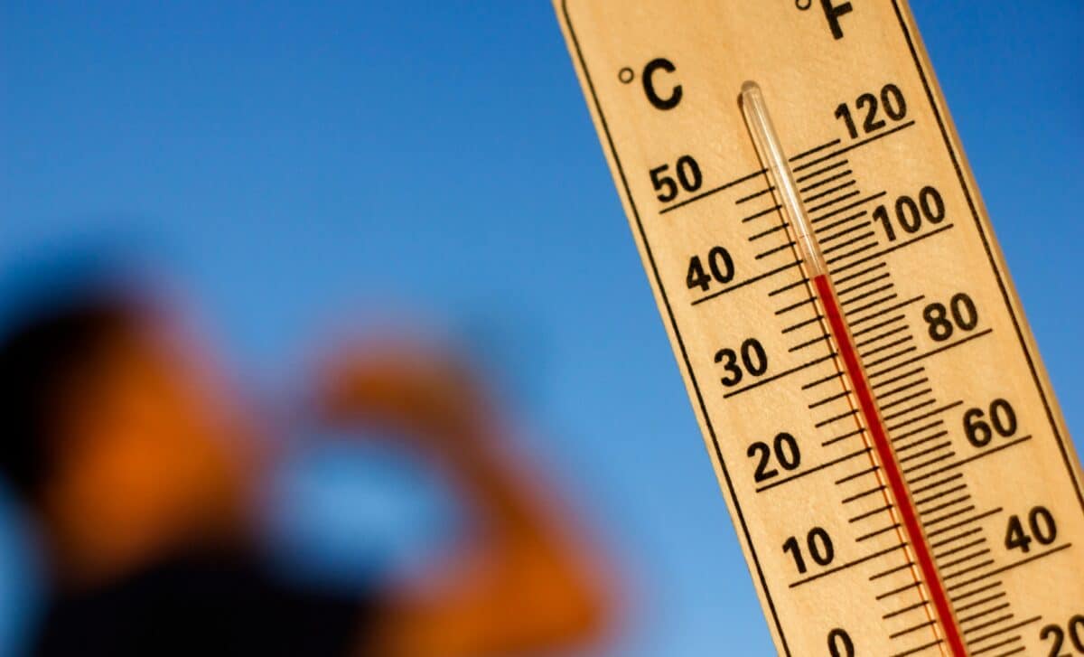 Can You Legally Stop Working in Extreme Heat? UK Law Explained