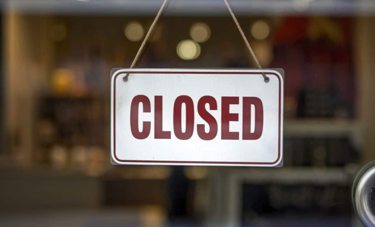 Shops, Bakeries and Pubs Shut Down in Rare UK Heatwave Disruption