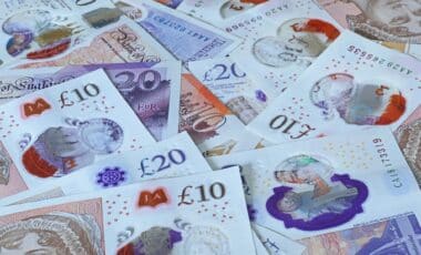 DWP Faces Calls for New Universal Credit Rule Protecting Weekly Payments