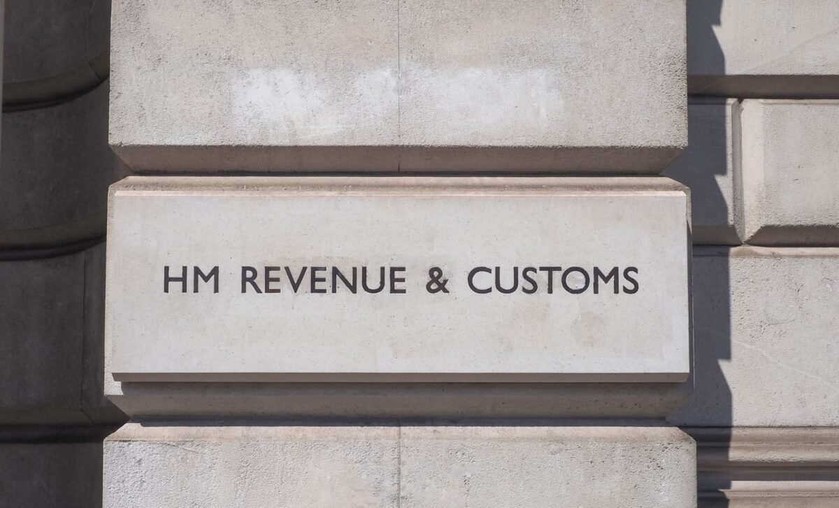 HMRC cuts older cases by 38% as new team targets repayment delays ©Canva
