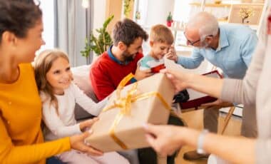 Martin Lewis Reveals £240 Bank Payment That Could Boost Christmas Budgets