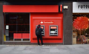 Santander Offers £240 Cash Boost to Customers Who Make One Simple Switch