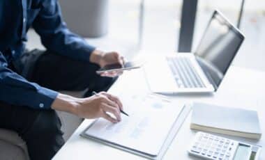 HMRC Issues New 100-Day Notice As Taxpayers Urged To Act Before January