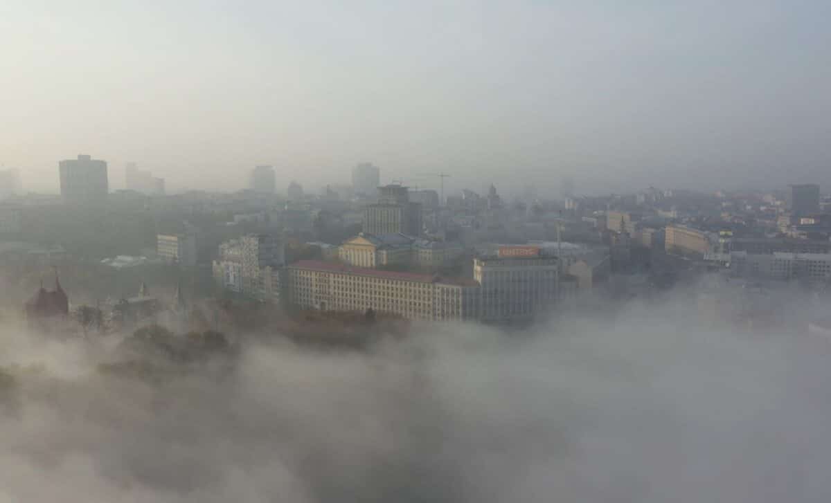Met Office Warns Motorists Against One Dangerous Mistake As Fog Blankets Parts of England