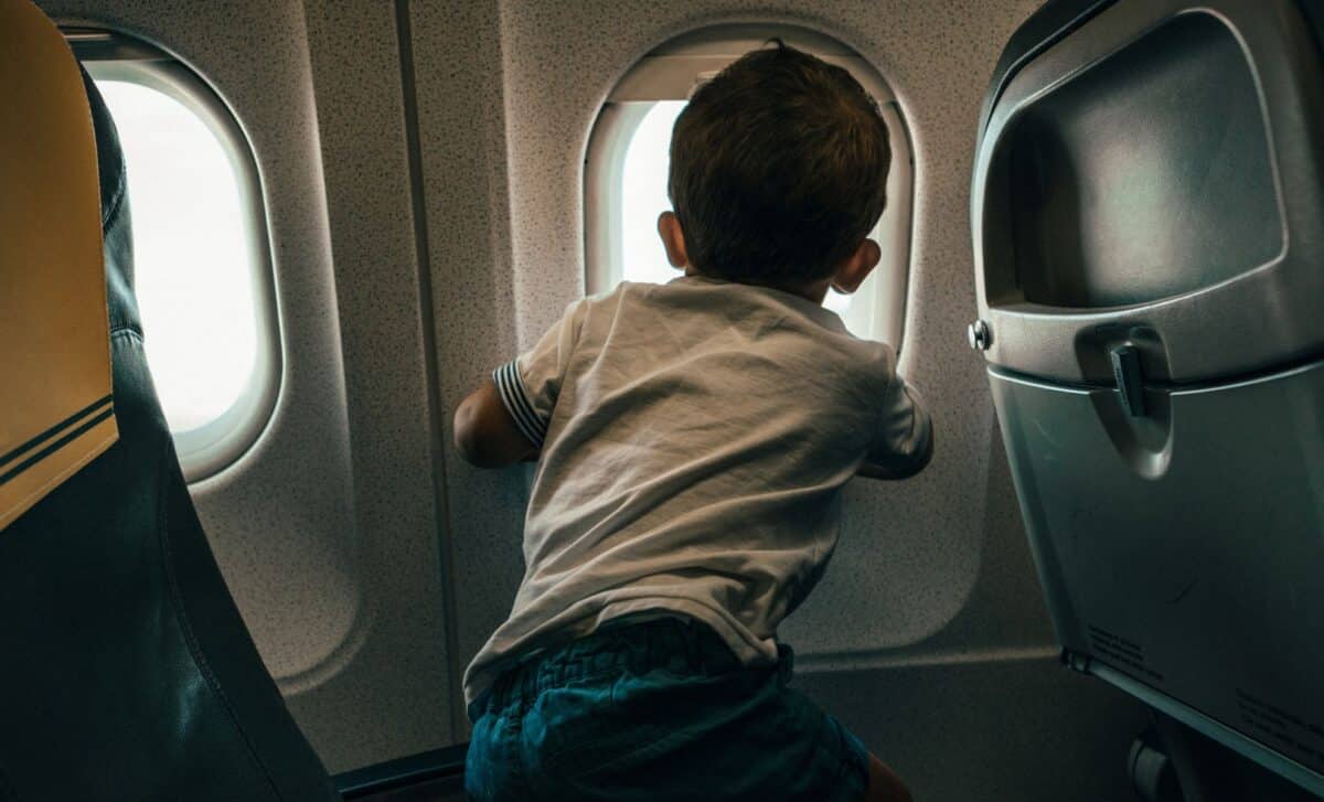 UK Airlines Face Major Change as Parents Could Stop Paying to Sit With Kids