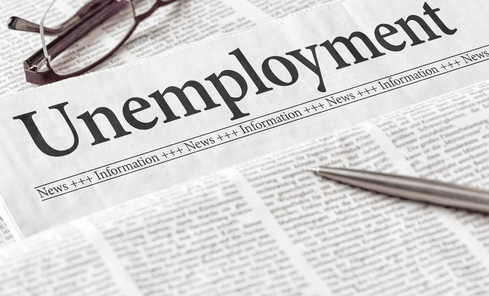 Le taux de chômage au Royaume-Uni est inférieur aux prévisions et le chômage est en hausse