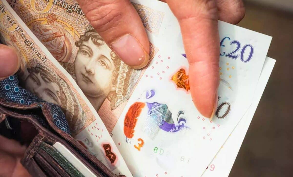 Thousands of UK Households in Need to Receive £240 Cash Support