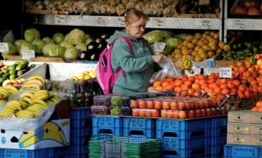 Uk Grocery Price Inflation Hits Lowest Level Since 2021