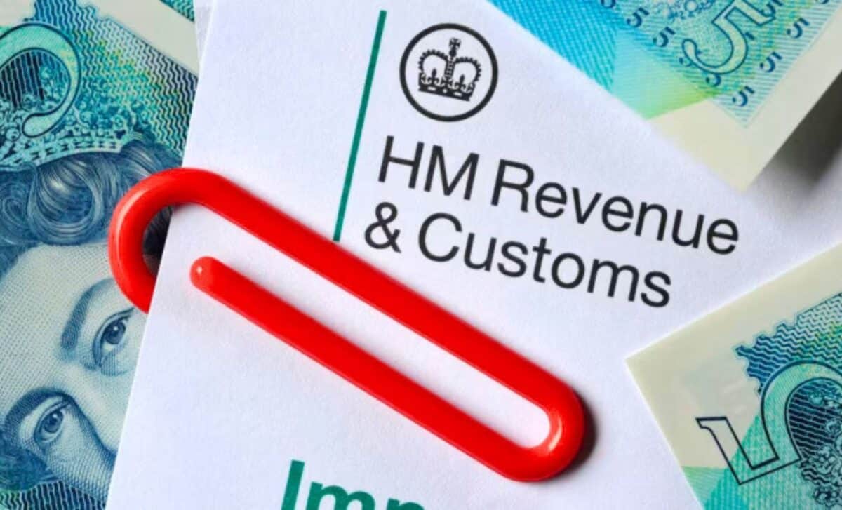 Uk Taxpayers Have Spent 800 Years On Hold To Hmrc