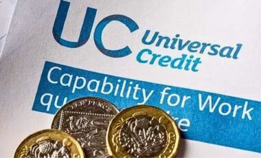 Universal Credit Claimants With Chronic Health Condition Can Get Up To £737 Monthly Payment