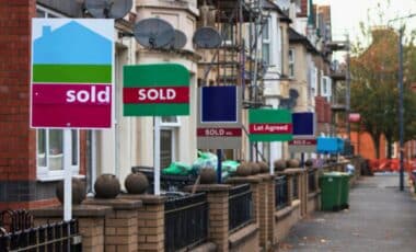 Uk House Prices Steady In May Boosted By Wage Growth