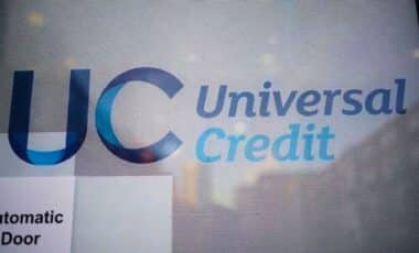 Universal Credit Recipients Face Penalties or Court for Failing to Report 16 Changes